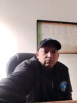 Hachi28 online show from March 11, 5:20 pm