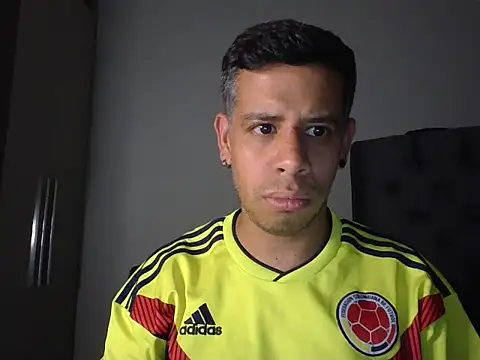 WILD BIGCOCK35 online show from February 18, 12:09 am