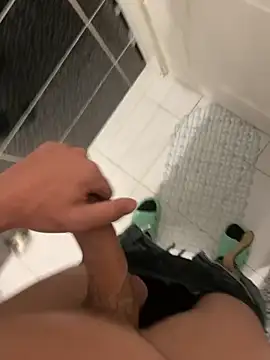 Mami342134 online show from February 23, 1:46 pm