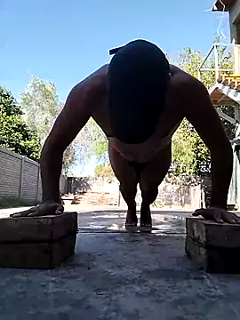 PeleHotsito online show from February 18, 9:01 pm