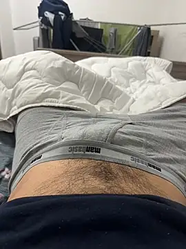 idhemo online show from March 5, 9:22 pm