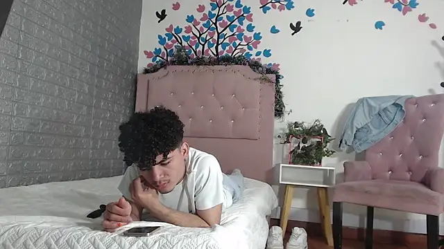 albell hot  online show from February 18, 8:50 pm