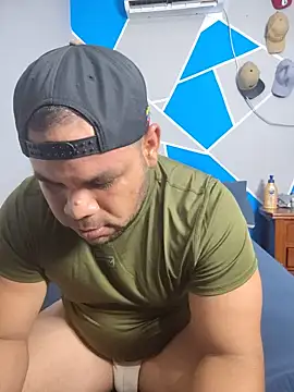 Harlowxx online show from June 3, 7:19 pm