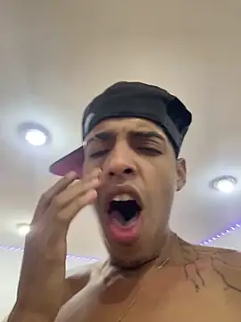 Alee 2005 online show from April 11, 5:58 am