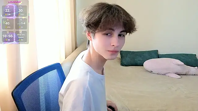  LukaHayes  online show from February 20, 12:18 pm