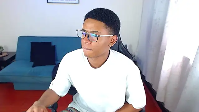 liiam3 online show from March 6, 9:12 pm