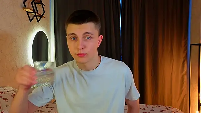 Keviin777 online show from March 2, 10:44 am