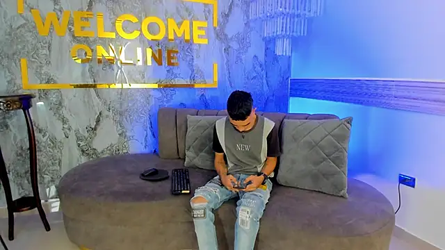 Emmastee online show from March 3, 3:52 pm