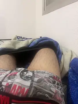 Hogutj online show from May 3, 9:06 pm