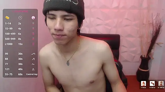 Stich 23 online show from April 3, 1:08 pm