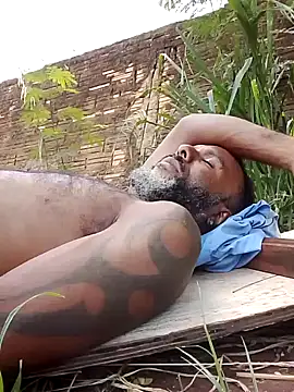 maurofoz26 online show from March 13, 3:30 pm