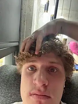 PAPITRVN online show from March 2, 11:12 pm