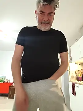 eruzam59000 online show from April 6, 7:09 am