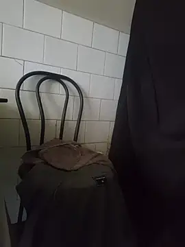 kissandgo online show from August 3, 9:04 am