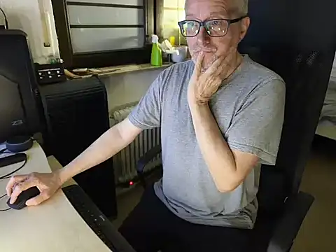 loenne1 online show from February 21, 10:00 pm