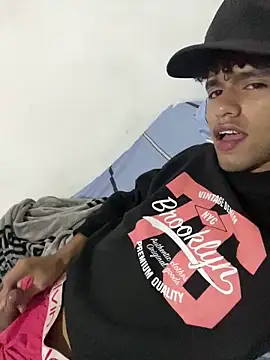 Stickmendez online show from March 2, 5:08 am