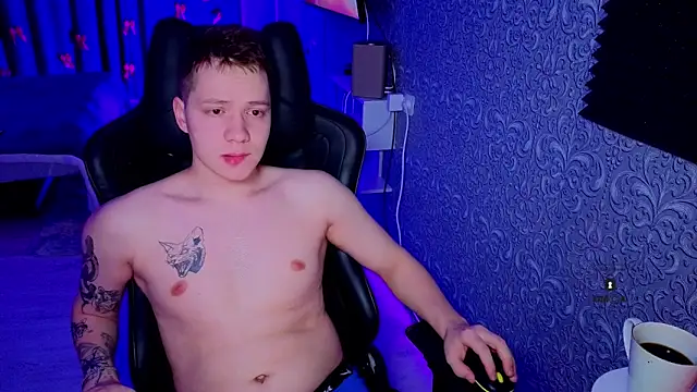 Karl Night  online show from March 18, 11:30 pm