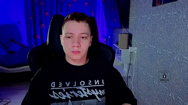 Karl Night  online show from March 8, 5:17 pm