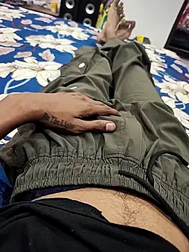 rango licker online show from April 22, 7:35 am