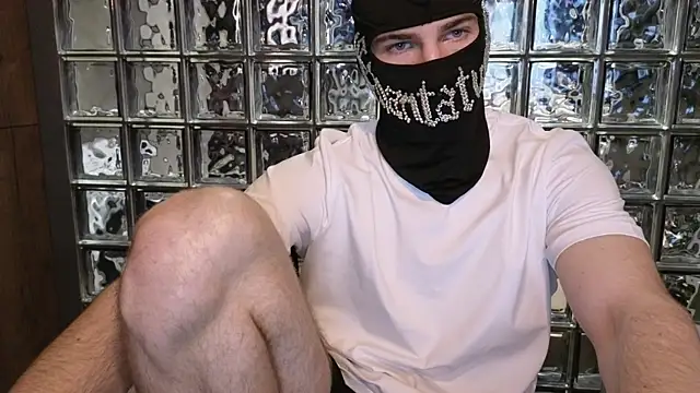 chantatummm online show from April 10, 1:18 pm