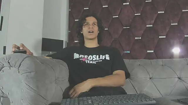 TonyBenedetti online show from May 24, 9:10 pm