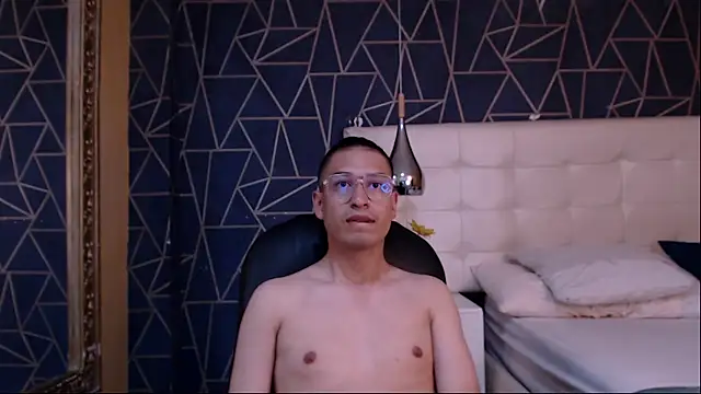 EriickFerrer online show from February 27, 6:03 am