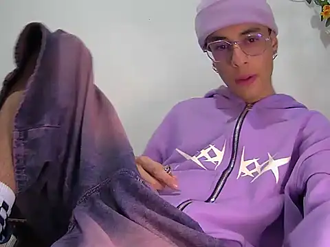 militoveruss2 online show from February 25, 2:51 pm