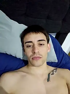 gastontwink online show from April 15, 4:34 am