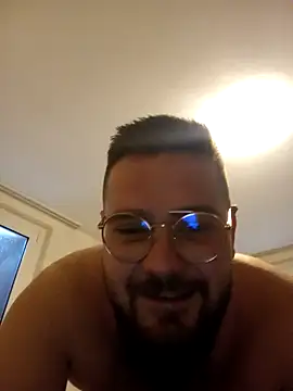 Enzo9911 online show from April 2, 5:32 pm