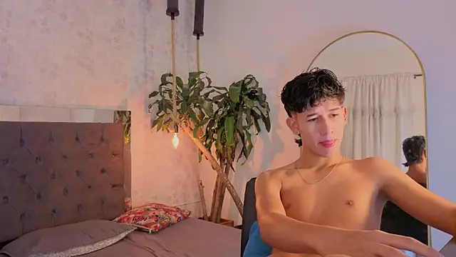 dave eliot online show from April 10, 11:50 am