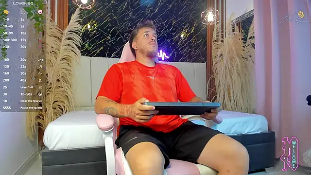 keane lee  online show from April 7, 12:27 pm