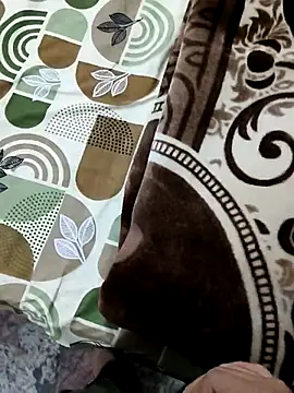 shybullggn online show from April 2, 12:35 pm