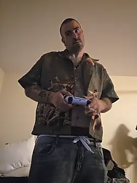 Biggbaddwulf7 online show from April 23, 8:19 am