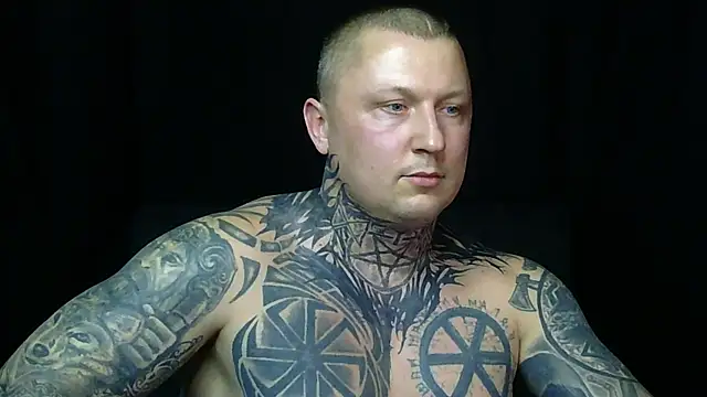 devilWithTats online show from March 18, 10:40 am