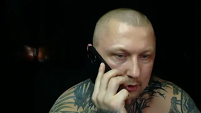 devilWithTats online show from March 26, 12:20 pm