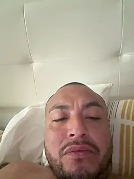 alexandeerr1986 online show from June 26, 9:23 am