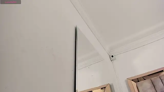 Titan Moreno  online show from April 6, 11:55 am