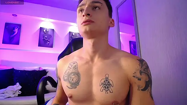 DIEGO JONES online show from March 29, 1:44 pm