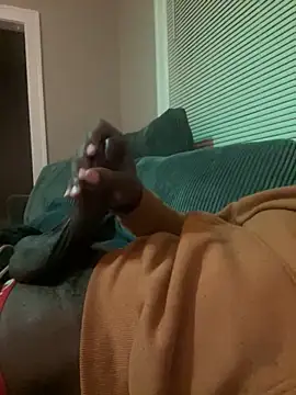 MidwestMandingo9 online show from April 13, 6:47 am