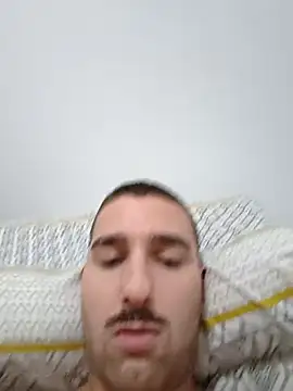 straightdude99 online show from March 17, 11:18 pm