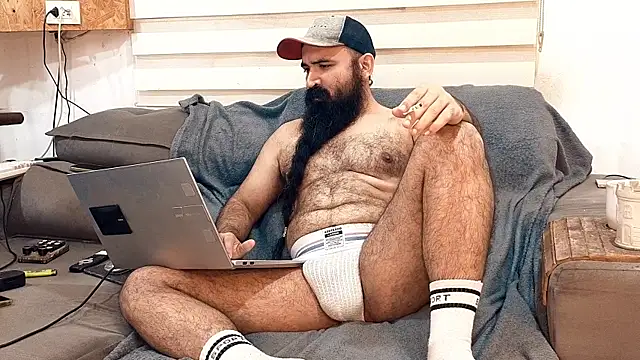 Barba Negra Fumador online show from June 24, 3:48 pm