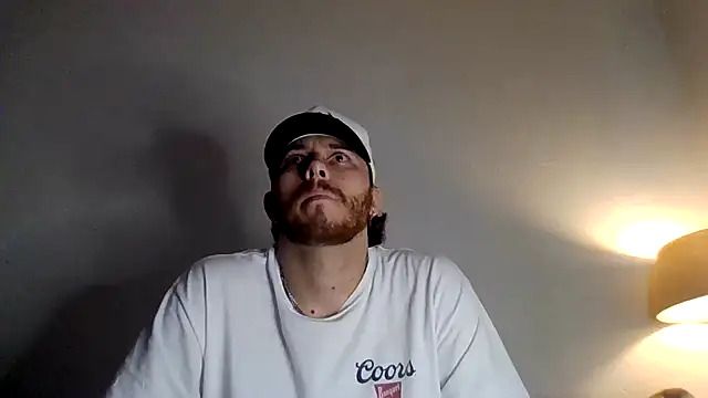 TallHungandCloudy69 online show from April 8, 5:32 pm