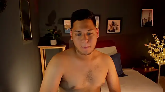 Akon 2XXX online show from March 28, 6:19 pm