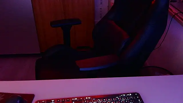 Blase Hase123 online show from March 19, 9:40 pm