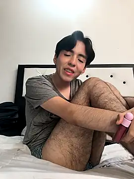 Lucca  555 online show from March 11, 9:44 pm