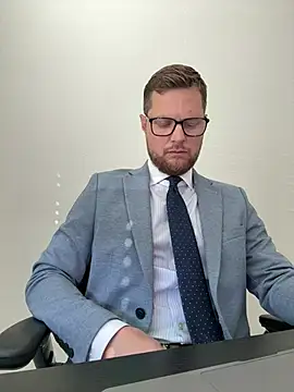 the-gen-xxx online show from April 8, 5:11 pm