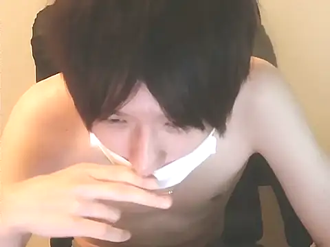 JPTopModel online show from April 16, 3:56 pm