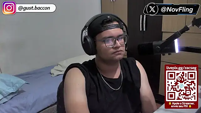 SegZac online show from August 2, 10:08 pm