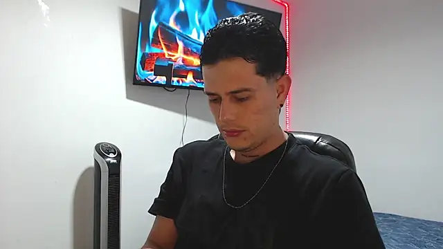 JUAN CAMILOXXX online show from April 23, 2:27 am