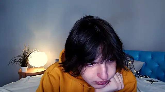 delalex online show from April 25, 9:12 pm